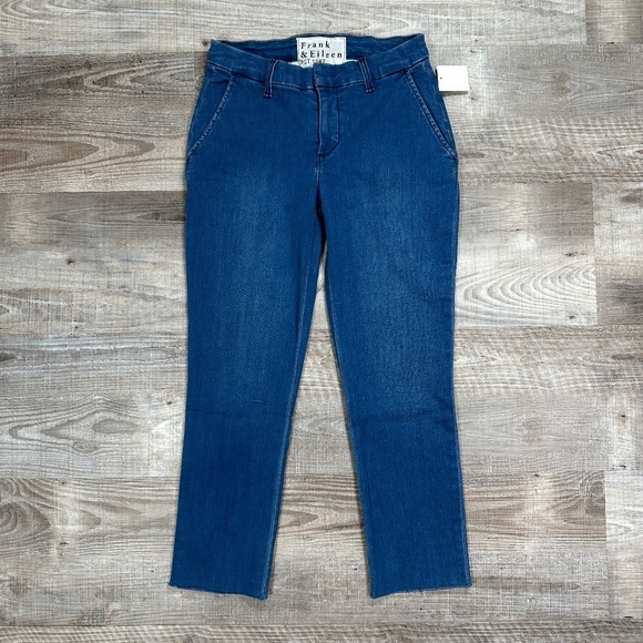 NWT FRANK & EILEEN Wicklow 1977 Wash Italian Performance Denim Women's Size 4 - Picture 2 of 11